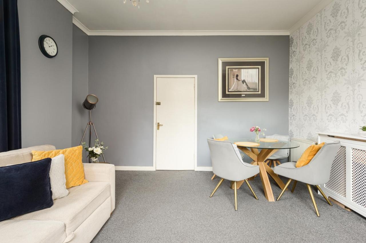 2 Bedroom Royal Mile Apartment Edimburgo Esterno foto